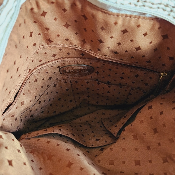 Large Fossil Foldover Purse-Basket Weave- Neutral Colors- Handbag, Crossbody - Picture 6 of 12